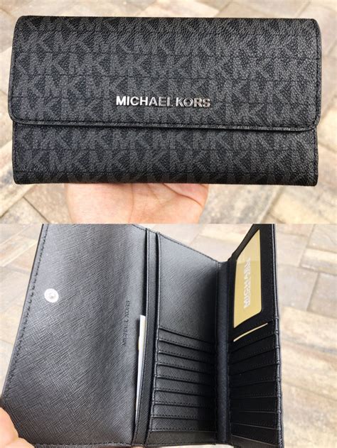 michael kors signature wallet sale|michael kors wallet gift set.